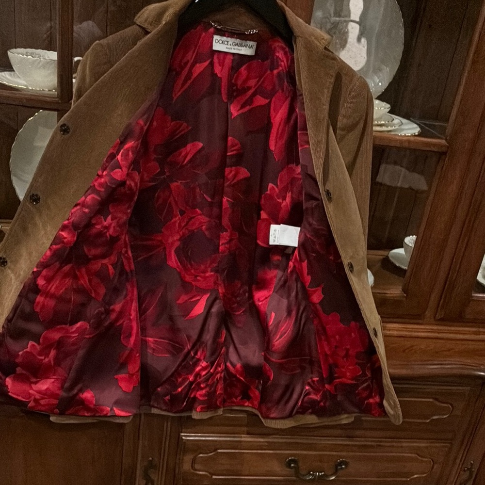 Dolce & Gabbana Brown Blazer with Red Lining - Picture 3 of 16
